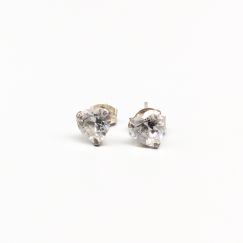 Aretes de plata con Piedras Corazones S925 1.05g 8mm