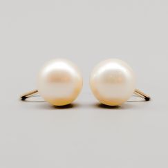 Broche en Oro con Perlas Cultivadas 18K 3.47g 22mm