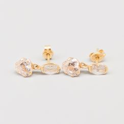 Aretes en Oro con Piedras Blancas 18K 1.65g 14mm