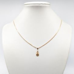 41cm collar de oro con colgante 18K 3.7g