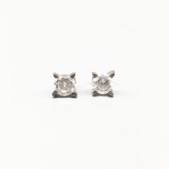 Aretes de Plata con Piedras Blancas S925 1.94g 7mm