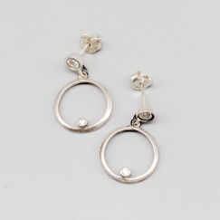 Aretes en Plata con Piedras Blancas S925 1.99g 21mm