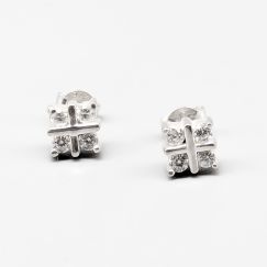 Aretes en Plata con Piedras Blancas S925 1.71g 6mm