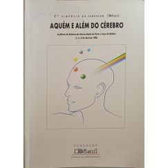 DETRÁS Y MÁS ALLÁ DEL CEREBRO