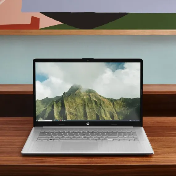 Portátil HP 17-cn3002ns Intel Core i3-N305 8GB 512GB SSD 17,3" Windows 11 Home Plata