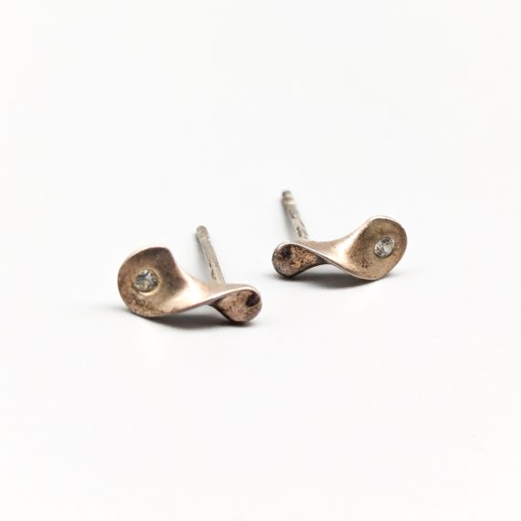 Aretes de plata con piedras blancas S925 0.93g 10mm