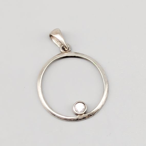 Aretes en Plata con Piedras Blancas S925 0.76g 20mm